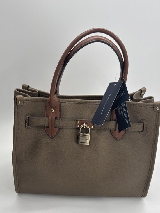Tommy Hilfiger Handbags - Tommy Hilfiger Shopper Tote Shoulder Bag Olive Green Tan Canvas Purse Strap NEW